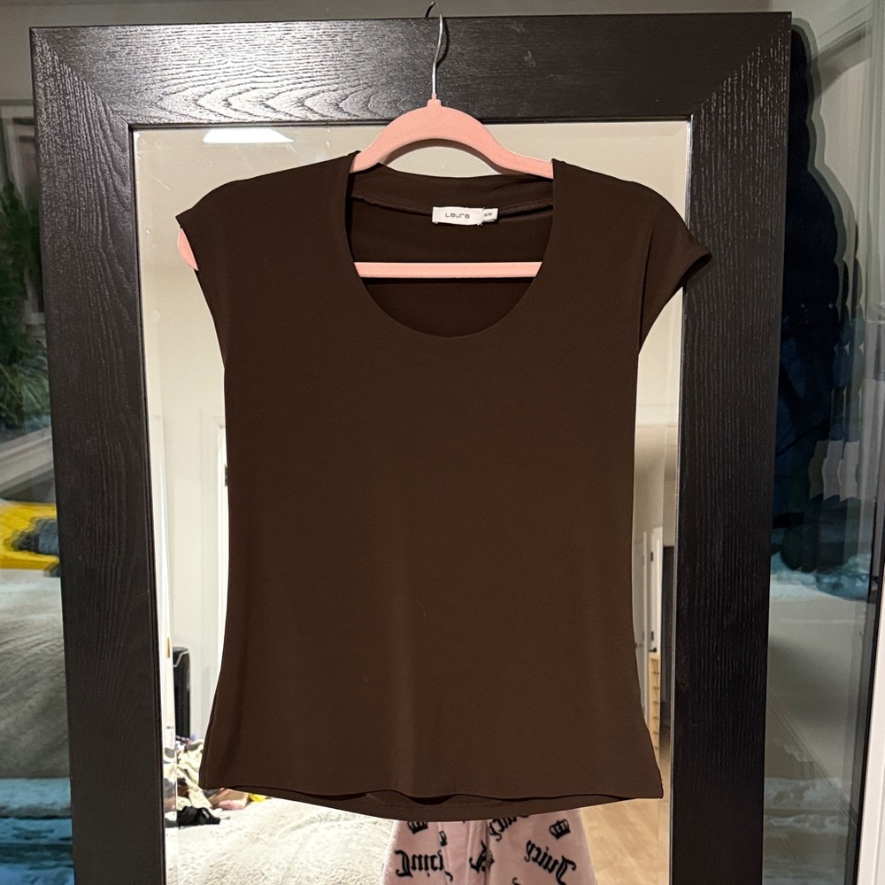 Elegant Dark Brown Short Sleeve Top